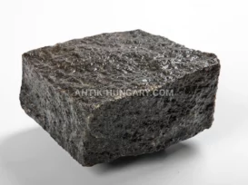 Forgácsolt gabbro térkő fénykép 7