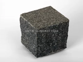 Fűrészelt-forgácsolt gabbro térkő fénykép 3