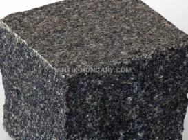 Fűrészelt-forgácsolt gabbro térkő fénykép 7