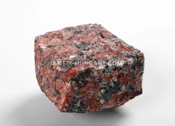 Forgácsolt gránit térkő Rosso Santiago fénykép 1
