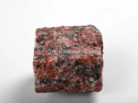 Forgácsolt gránit térkő Rosso Santiago fénykép 4