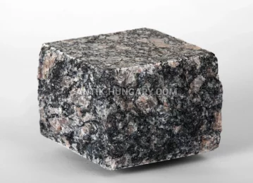 Fűrészelt-forgácsolt gránit térkő Leopard Grey fénykép 1